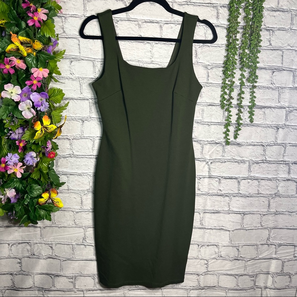≈🌼3/$30🌼UK2LA Sleeveless Olive Green Mini Bodycon Dress Size Medium